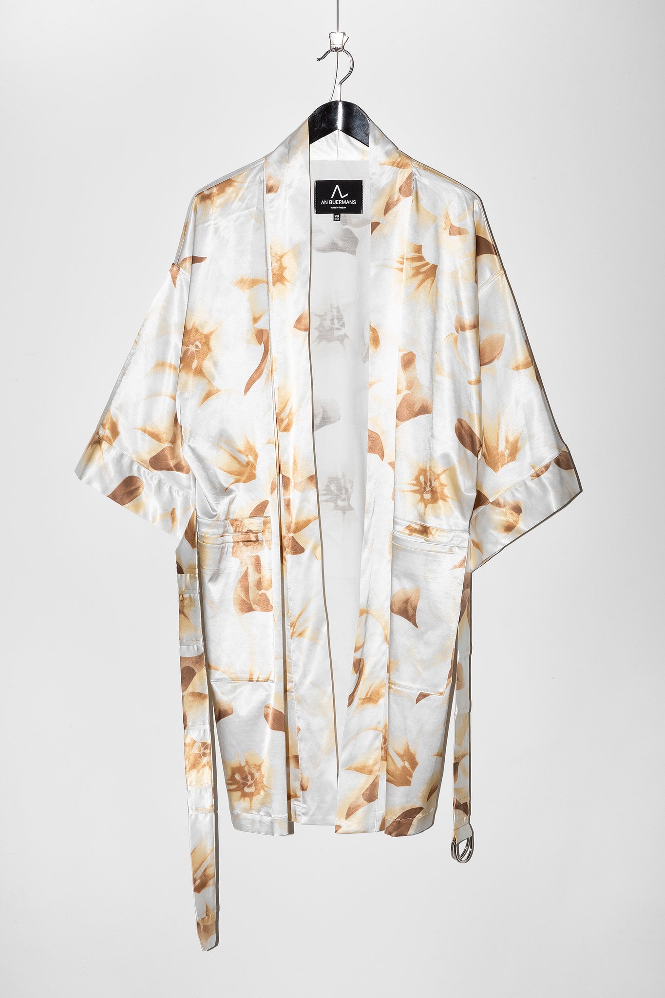 KIMONO Silk Flowers